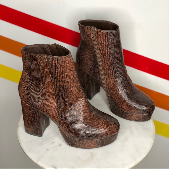 vegan stormy platform boot